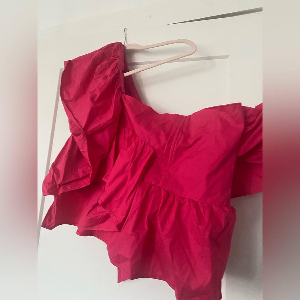 New York & Company One-Shoulder Rosette Poplin Top